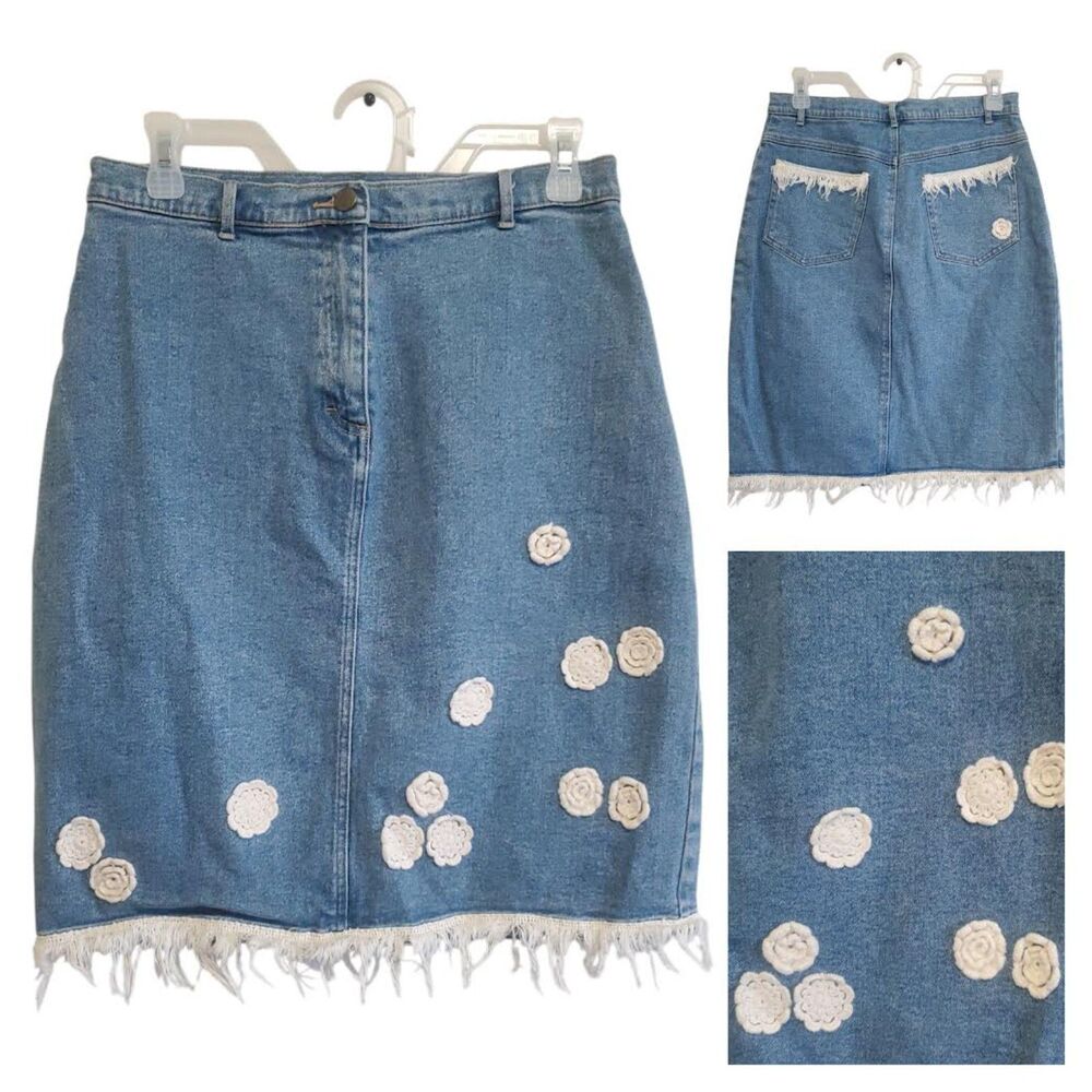 Vintage Denim Western Mini Skirt Boho Floral Granny Crochet Applique Fringe 12